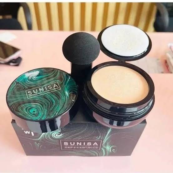Sunisa 3-in-1 Air Field – Compact Foundation, Powder & Concealer